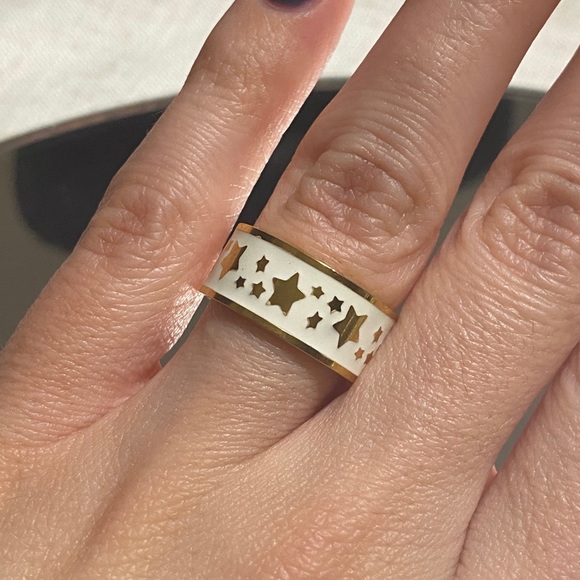 18k Gold Plated Ring - Stars - Picture 2 of 4